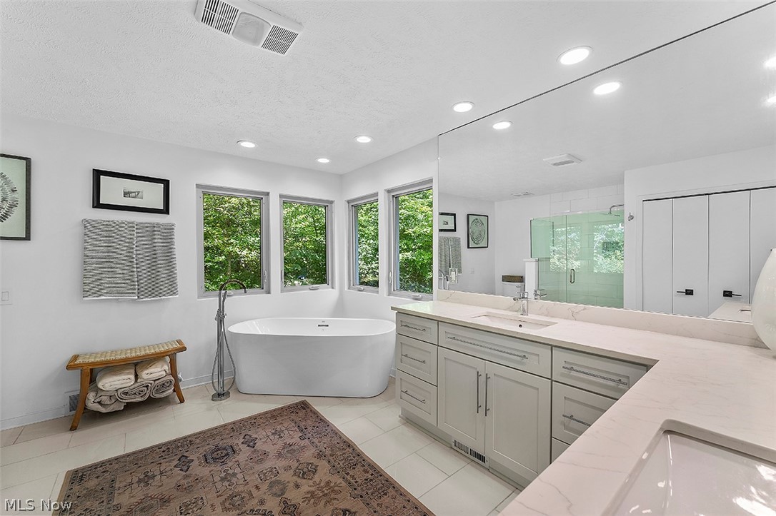 Riverwood Lane - Residential