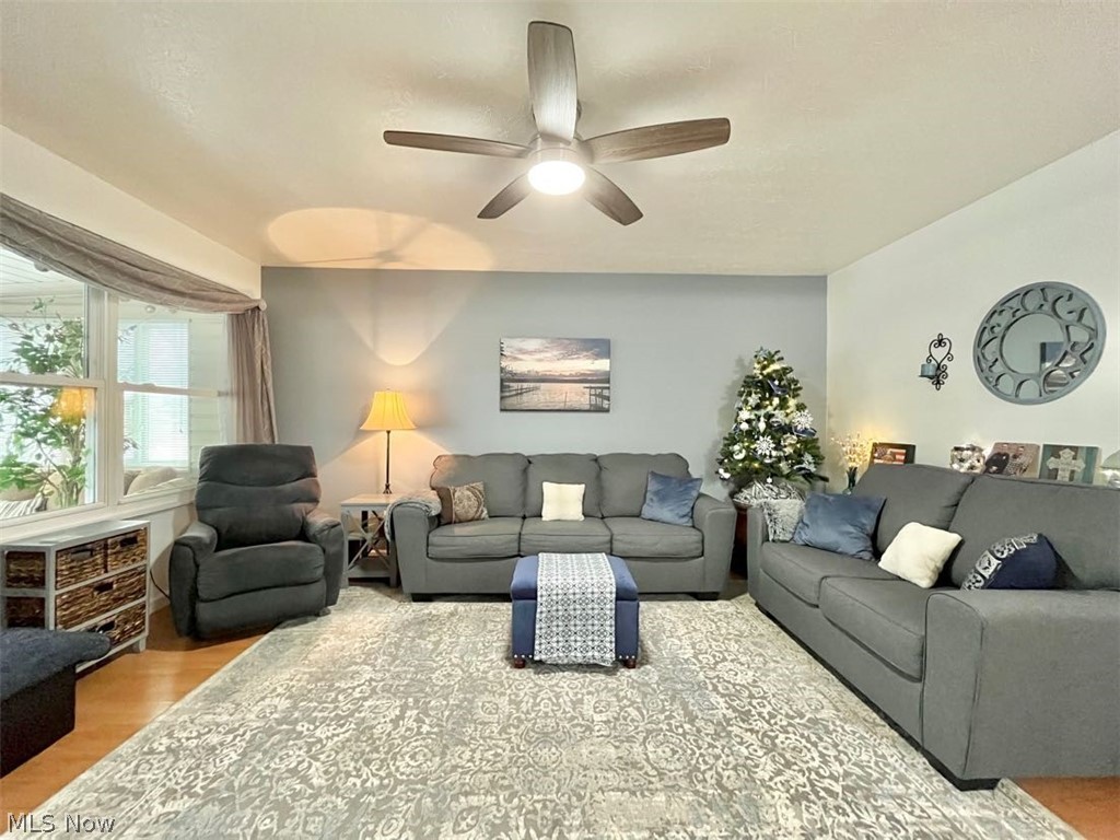 Village/Briarwood Beach - Residential