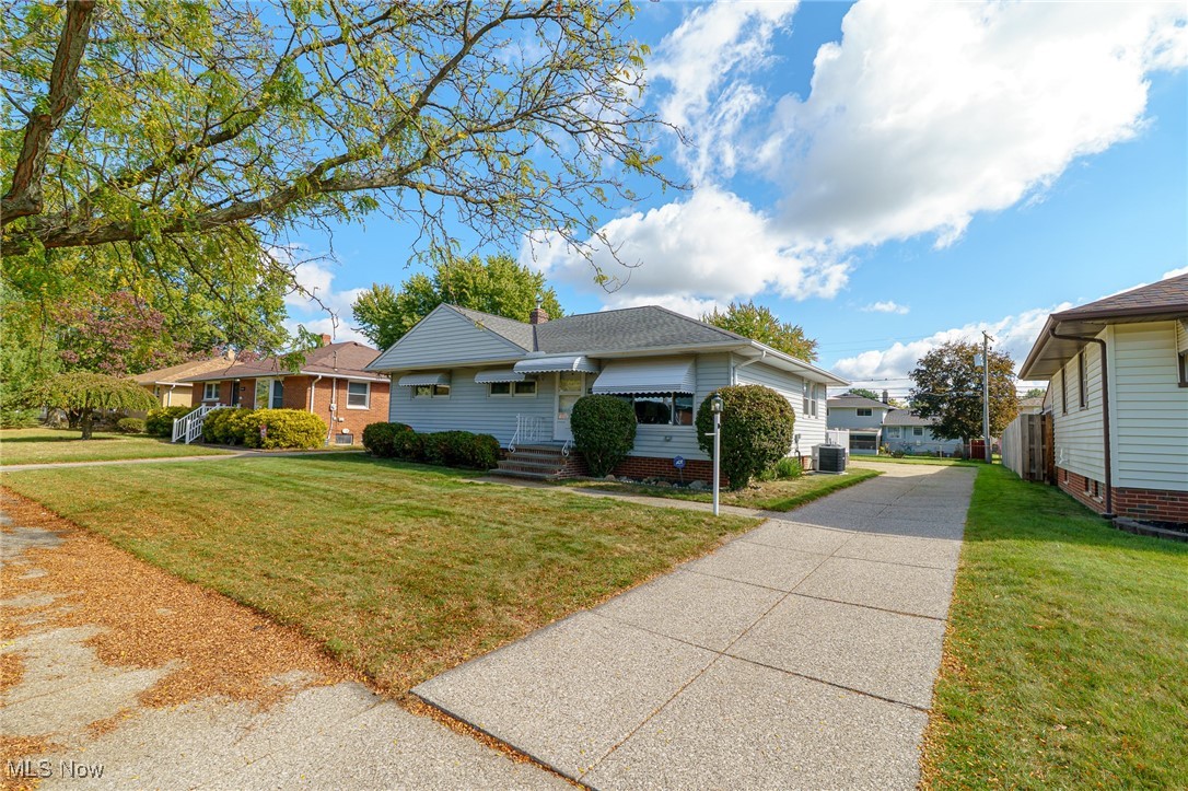 6413 Alexandria Drive