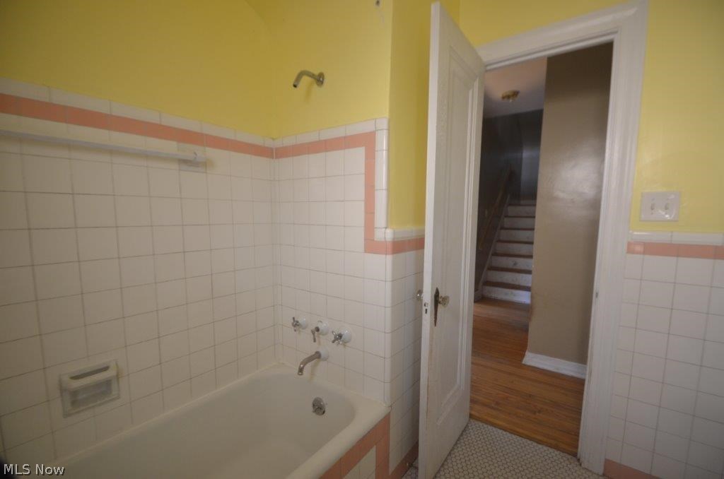 Mayfield/Belvoir Blvd 02 - Residential