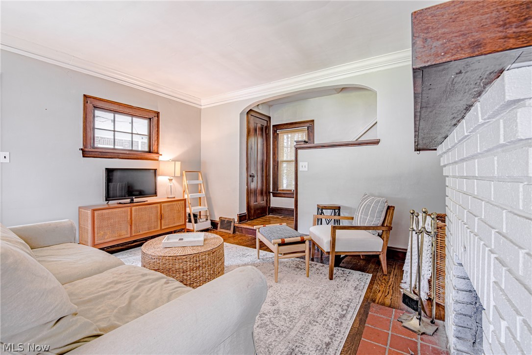 Frederick W Blatzs Pkwy Al - Residential