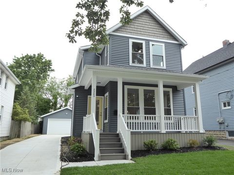 2205 Hood Avenue Cleveland OH 44109