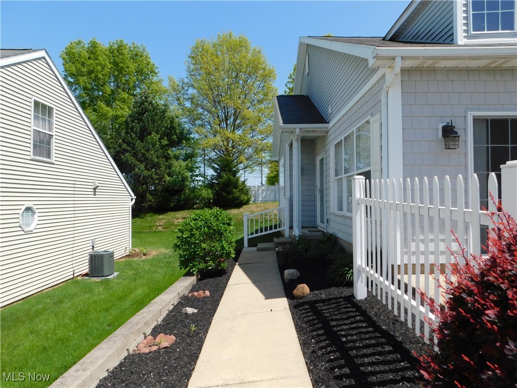 1432 Chesapeake Avenue, Louisville, Ohio image 29