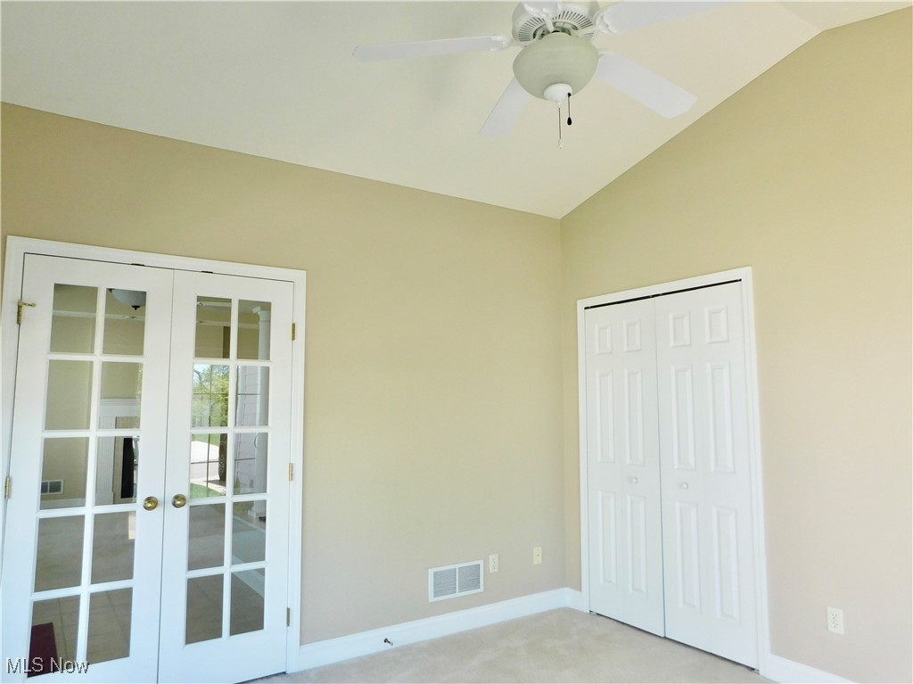 1432 Chesapeake Avenue, Louisville, Ohio image 18