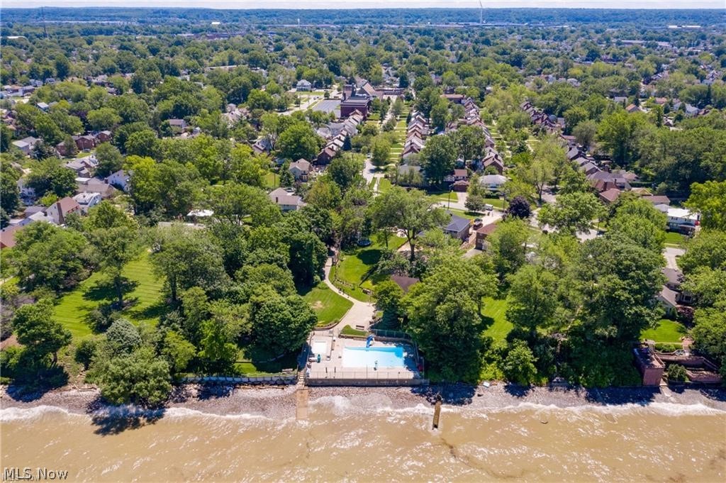 Utopia Beach 05 - Residential