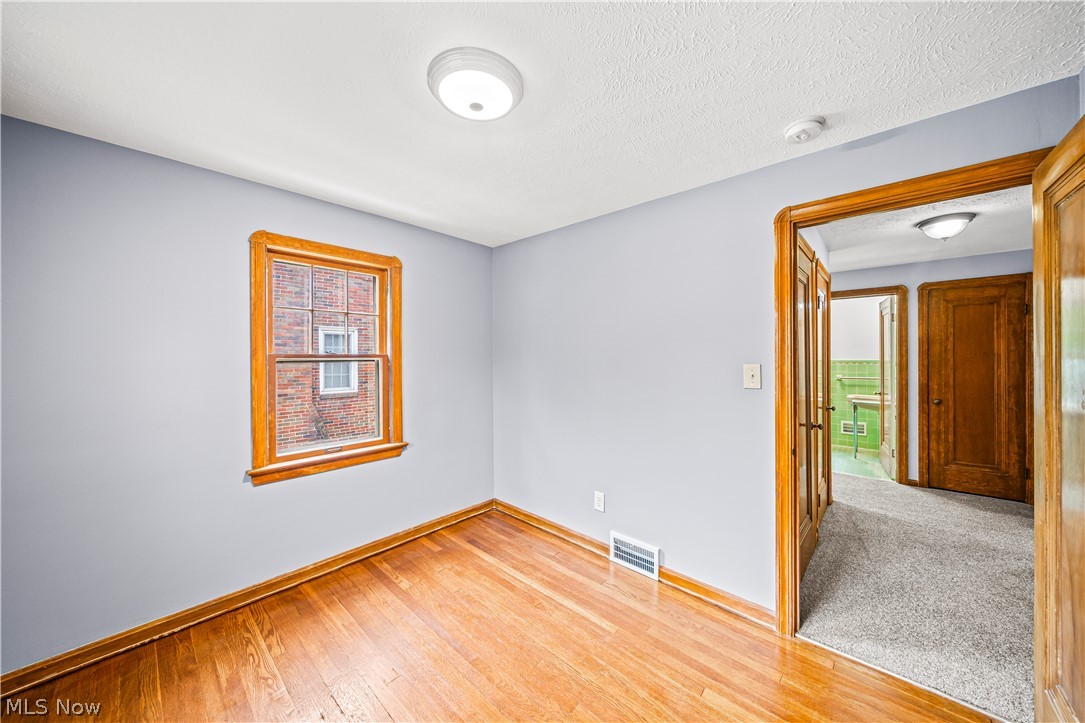 Utopia Beach 05 - Residential