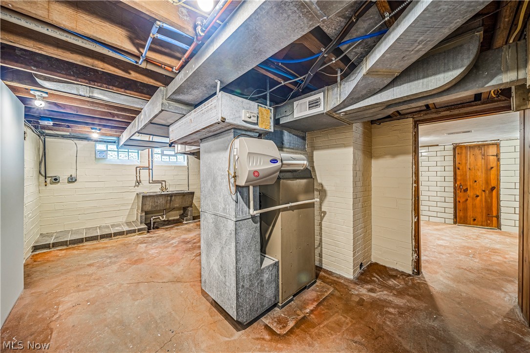 Utopia Beach 05 - Residential