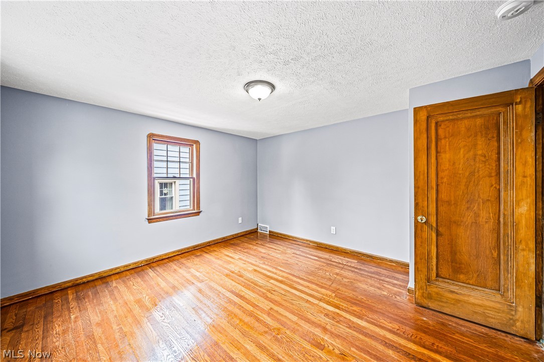 Utopia Beach 05 - Residential