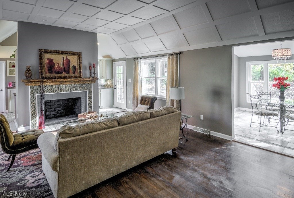 2858 Lakeland Parkway
