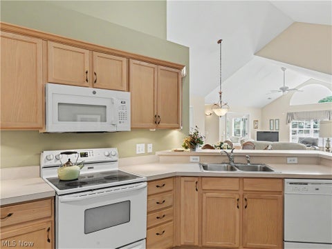 Tiny photo for 664 Crossings Circle, Tallmadge, OH 44278 (MLS # 5239226)