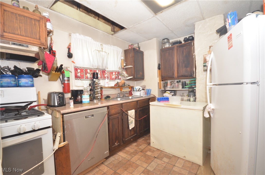 Brown - Residential Income