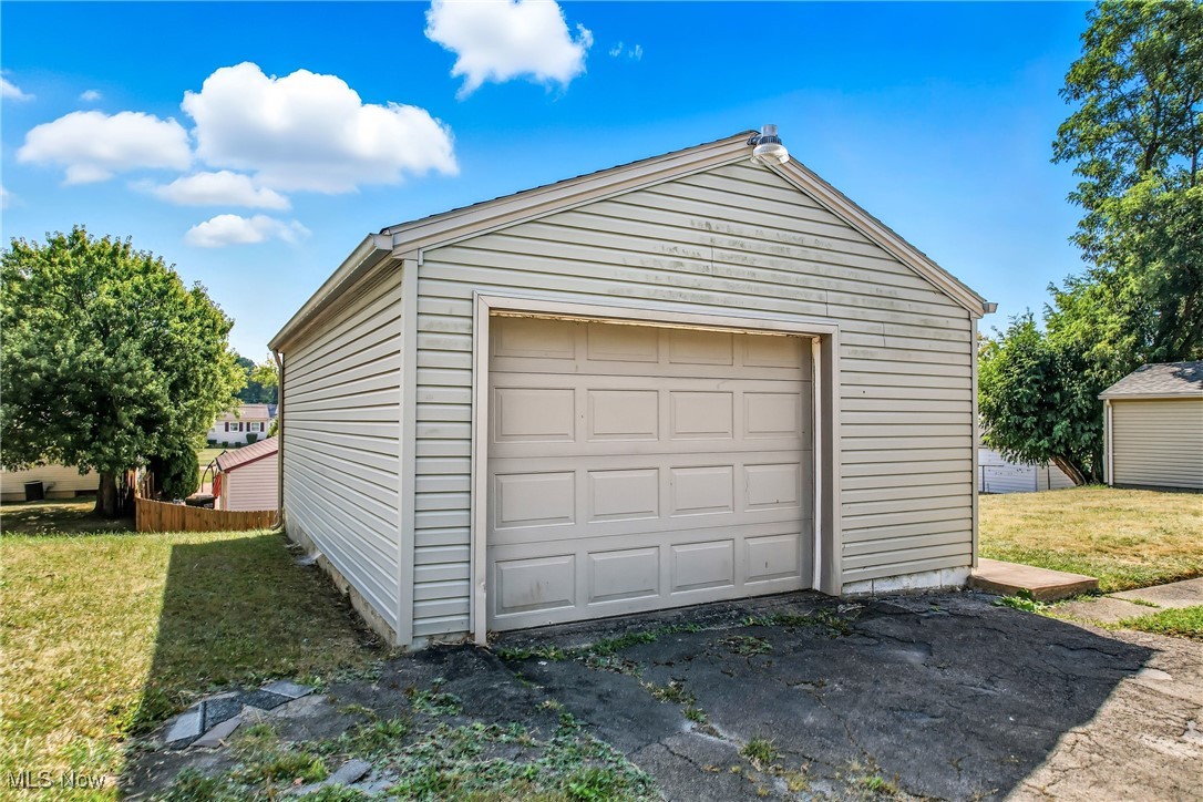 Poland, Ohio 44514, United States, 3 Bedrooms Bedrooms, ,1 BathroomBathrooms,Residential,Active,211260