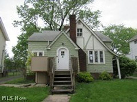 17408 Woodbury Avenue, Cleveland, OH 44135 - #: 5210198