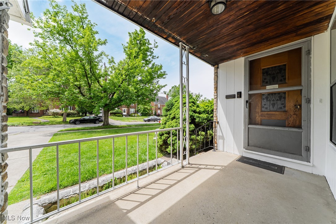 3573 Severn Road, Cleveland Heights, Ohio image 2