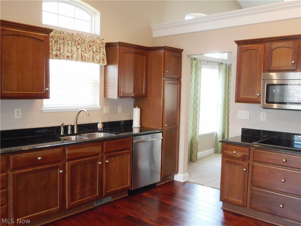 North Point/Hunters Xing Condo - Residential