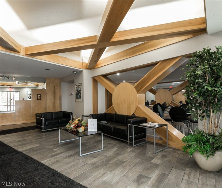 Condos/Stonebridge - Residential Lease