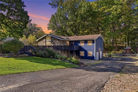 Photo of 2667 Olentangy Drive, Akron, OH 44333 (MLS # 5255774)