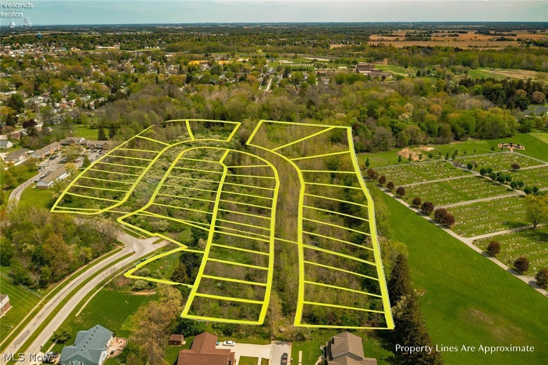 Autumn Woods Estates - Land