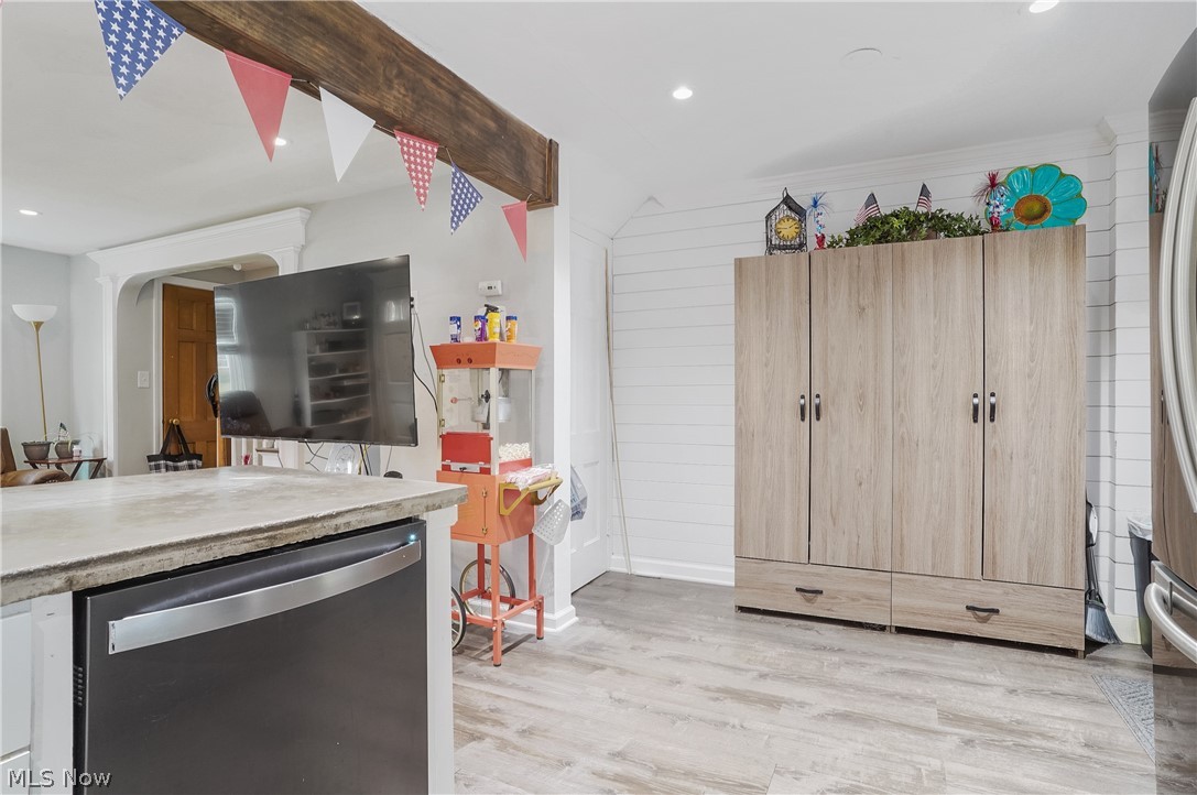 State Road Estates - Residential Income