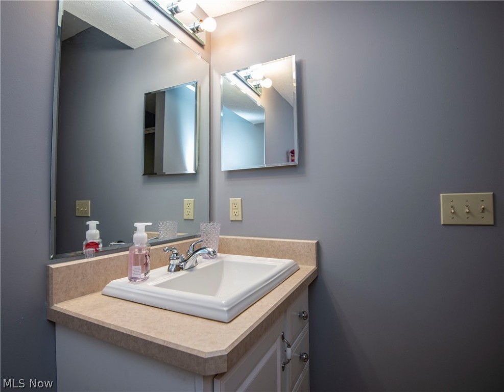 Trees Condo - Residential