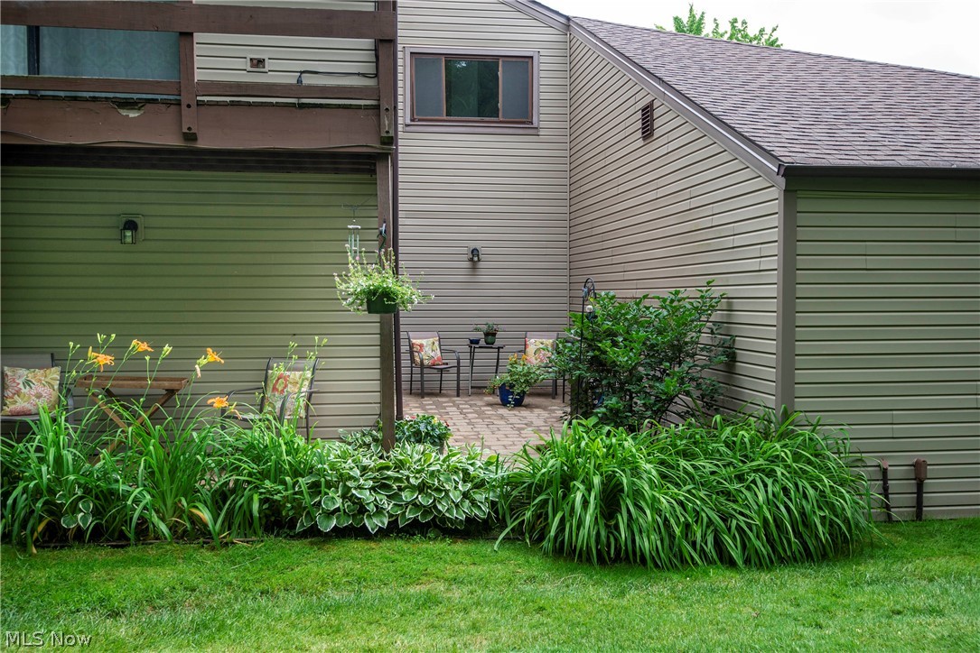 Trees Condo - Residential