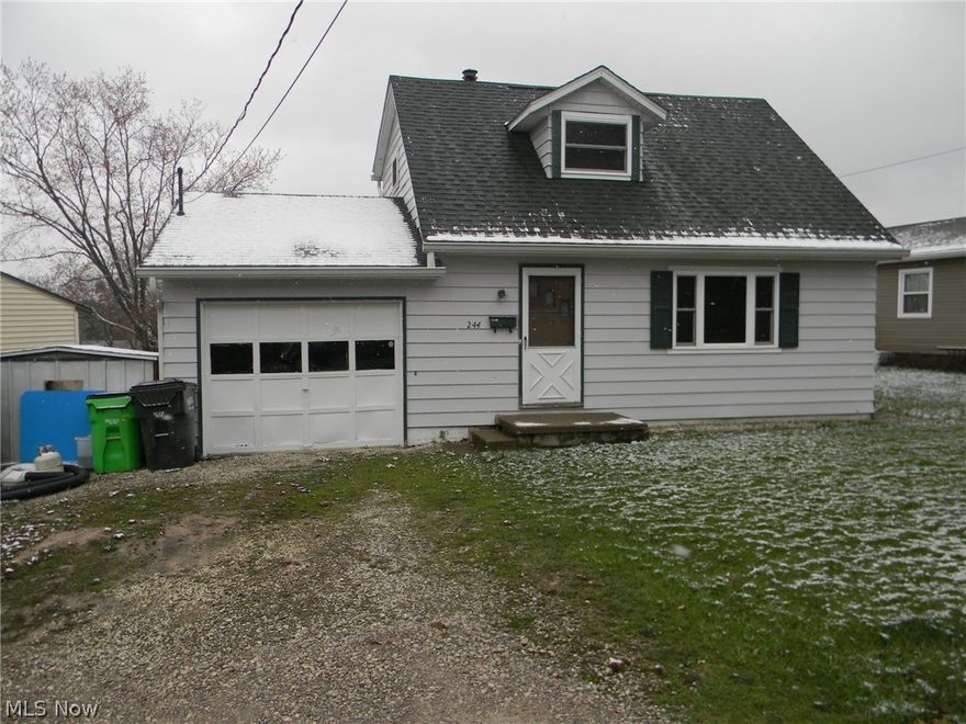 2 ONSITE COURT ORDERED SALES - WEDNESDAY, MAY 23, 2018 - 5:30 PM; 
244 Ritter Dr. 
Rittman, OH 44270; 
2 Bed, 1.5 Bath, 864 SF; 
Wayne County 2017 CVC-E 000354; 
Parcel 63-01923.000; 
Opening Bid: $33,333 – 2/3 Appraised Value; 
(Property Appraised for $50,000 and bidding starts at $33,333) 
The property is situated in the City of Rittman, County of Wayne. 
Register Onsite 1 Hour Before Auction w/ ID; 
TERMS: 10% Buyer’s Fee Added (Minimum $1000); $5,000 Deposit Cash/Check; 30 Day Close Upon Court Confirmation; Purchaser shall be responsible for those costs, allowances, and taxes that the proceeds of the sale are insufficient to cover. It is the bidder's responsibility to ascertain whether a property is being sold subject to matters that may adversely affect its value. A complete copy of the legal descriptions can be reviewed at broker's website (Second Sale Date: 06/06/2018; Same time applies)