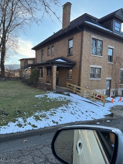 Main image without alt text