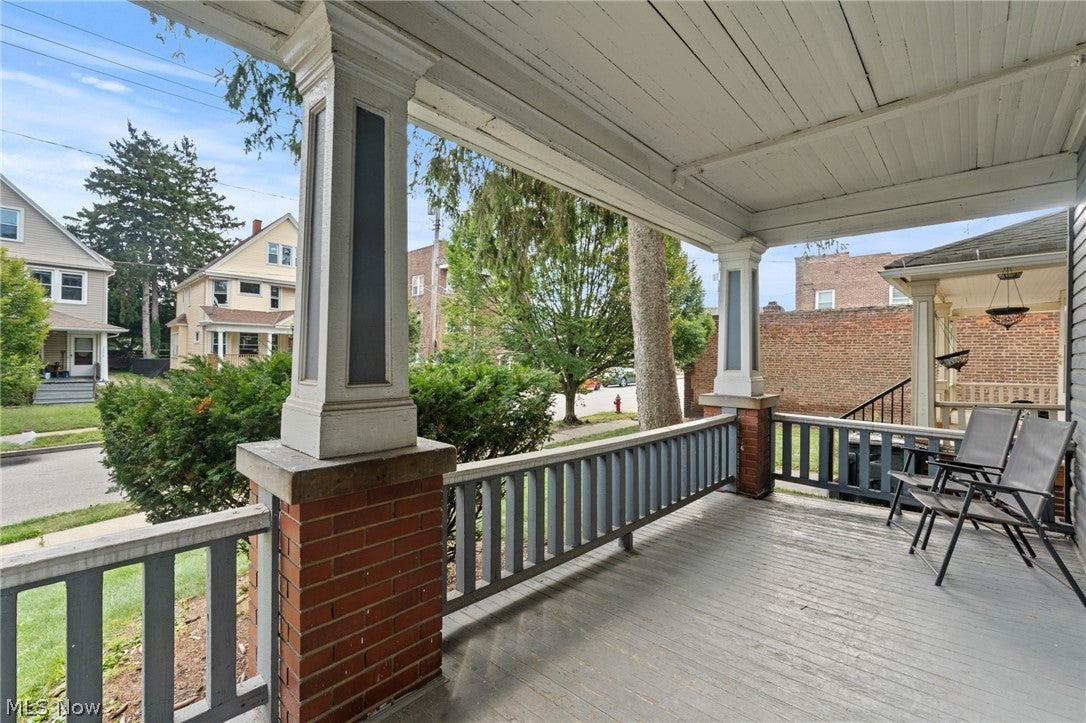 1372 Bonnieview Avenue Down