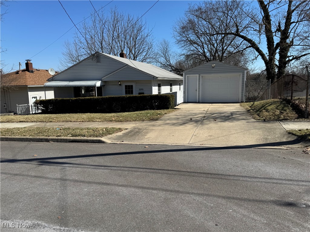 2395 Edwin Avenue, Akron, Ohio image 2