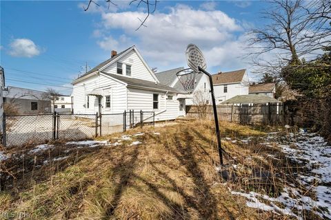Tiny photo for 12929 Plover Street, Lakewood, OH 44107 (MLS # 5186098)