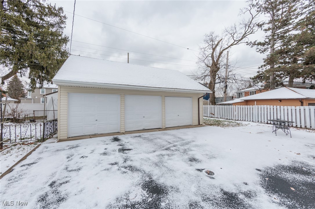 Ridgewood 05 - Residential