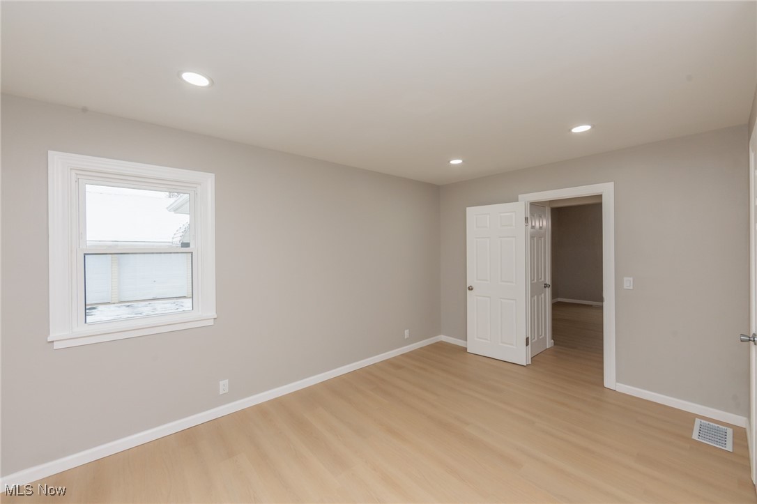 Ridgewood 05 - Residential