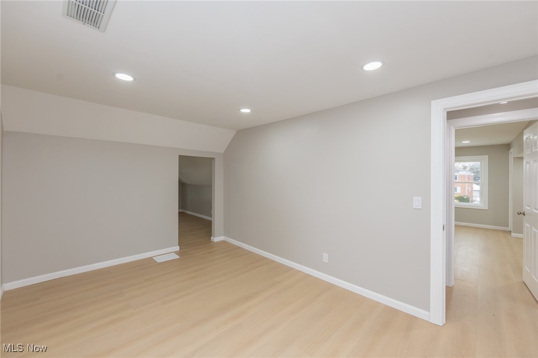 Ridgewood 05 - Residential