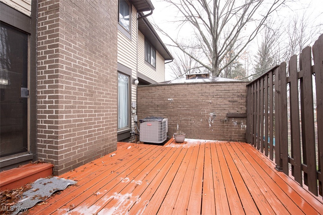 Richmond Place Condo PH 02 - Residential