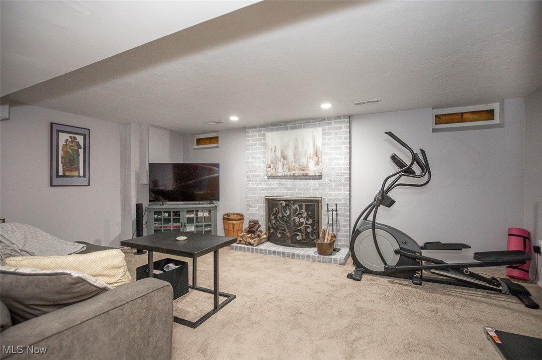 Richmond Place Condo PH 02 - Residential