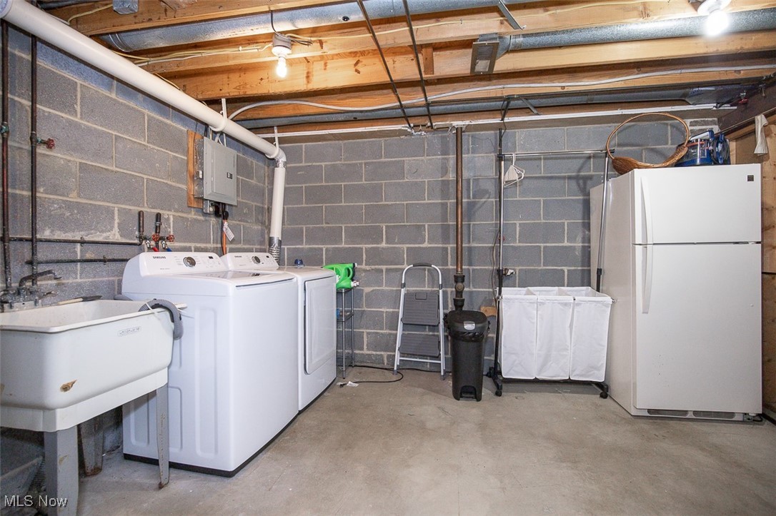 Richmond Place Condo PH 02 - Residential