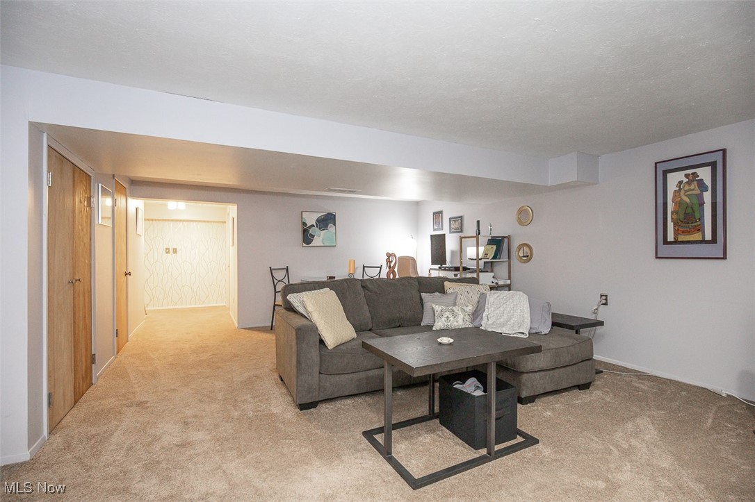 Richmond Place Condo PH 02 - Residential