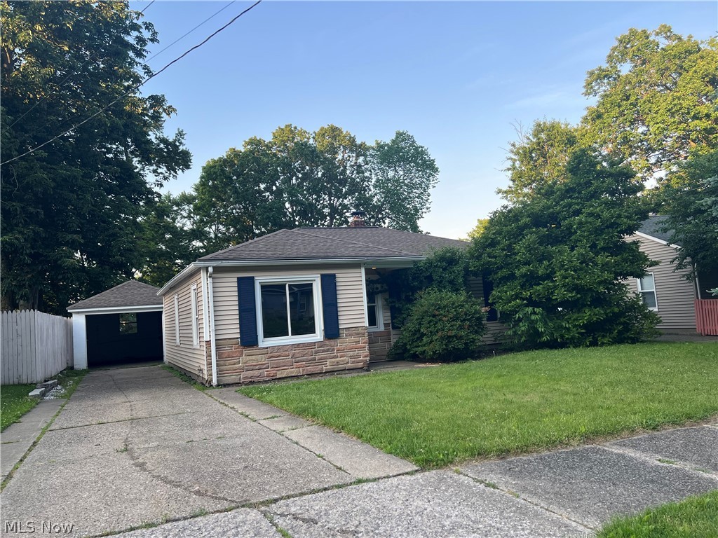 Cute ranch with no basement and a private, fully fenced back yard! Nice sized living room with natural lighting and open design to the dinette. The fully applianced kitchen offers new microwave, refrigerator and stove. Just off the kitchen is the laundry room with built-in cabinets and door access to the backyard. Newer furnace and HWT! Each of the three bedrooms have new carpet with convenient access to the full bath with tub/shower combo. Enjoy spending time out on the large screened-in back porch with access to the patio and fenced-in backyard with a firepit! Minutes away from highways and restaurants. This home is available using the Divvy Homes Rent to Own program; applications available upon request for clients and agents.