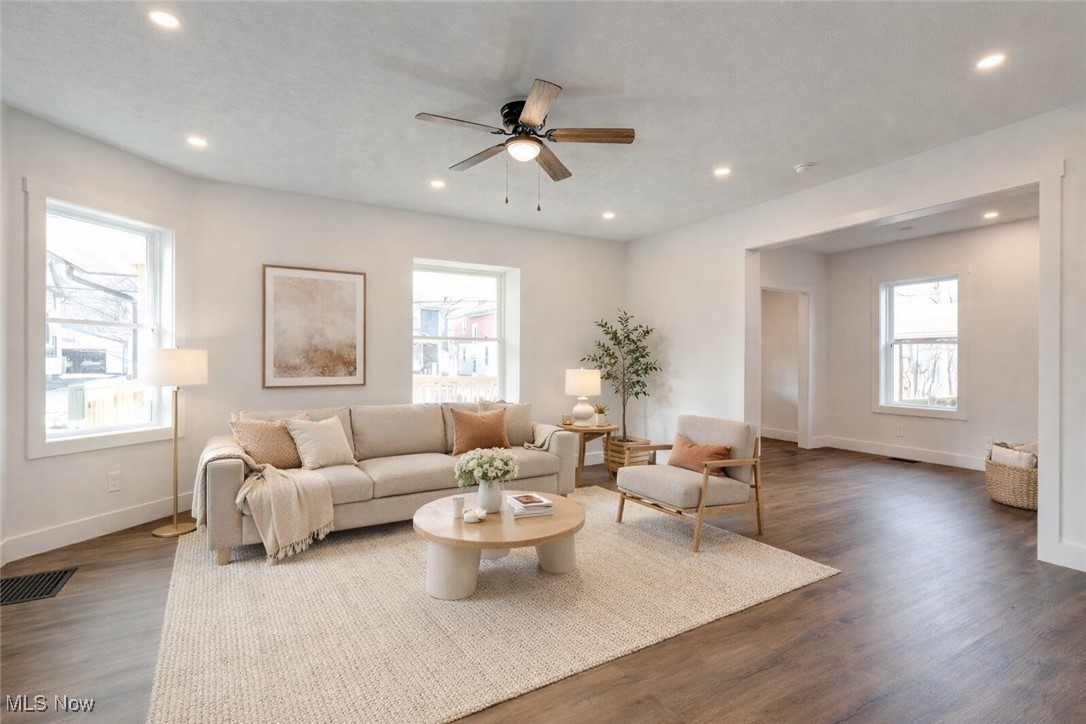 97 Mount View Avenue