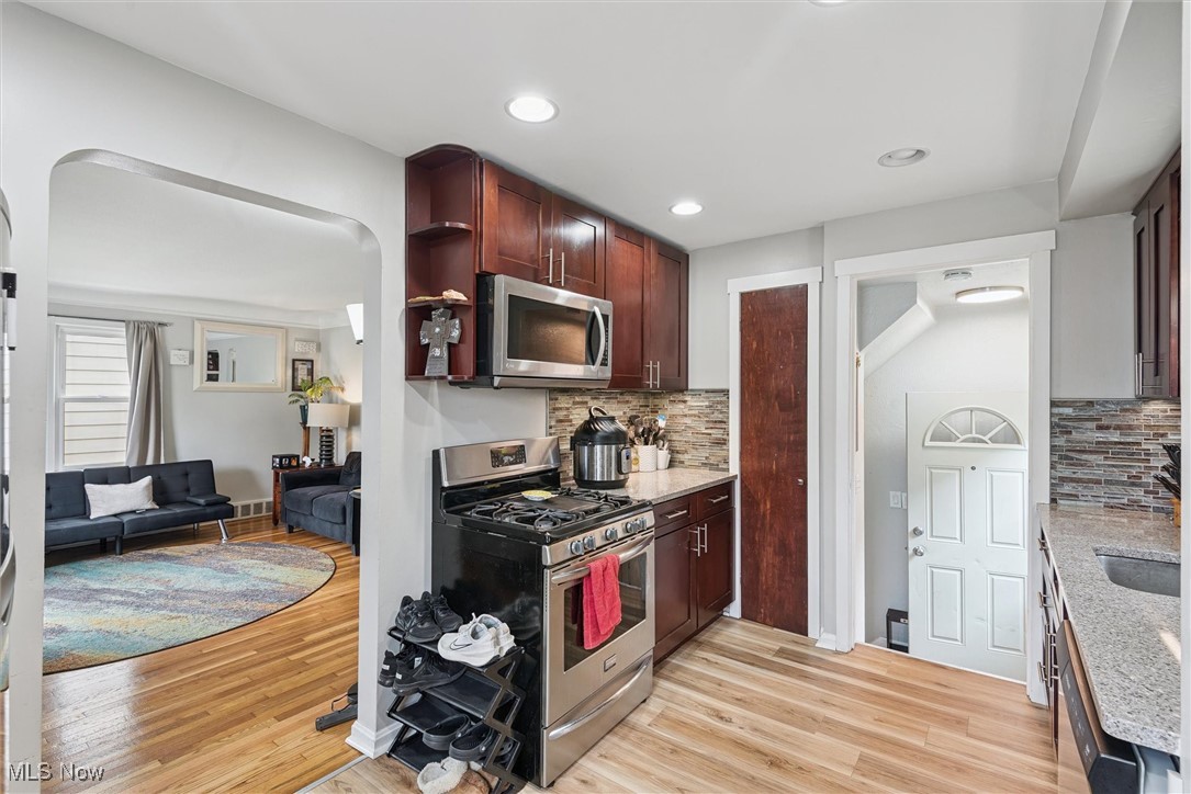 State-Brook - Residential