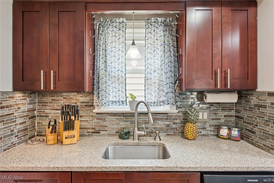 State-Brook - Residential