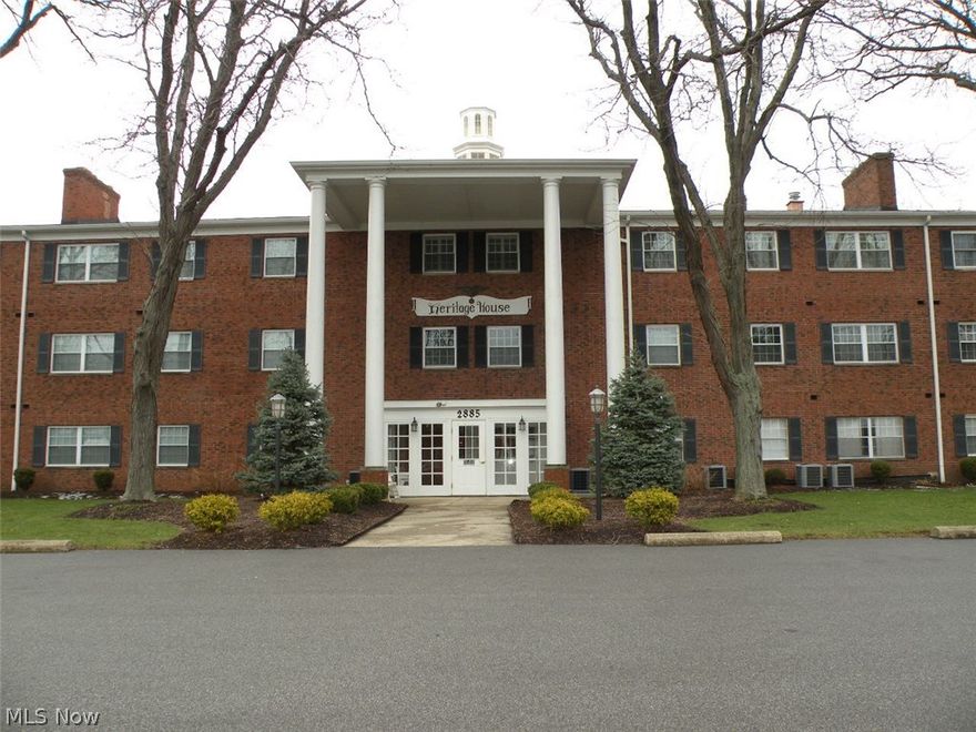 Well maintained first floor condo in the Heritage Building.  Living room has closet and gas fireplace.  Kitchen with refrigerator, electric stove and dishwasher.  One bedroom with walk-in closet and one full bathroom.  Condo comes with plenty of amenities including pool access, 24 hr exercise room and laundry room.