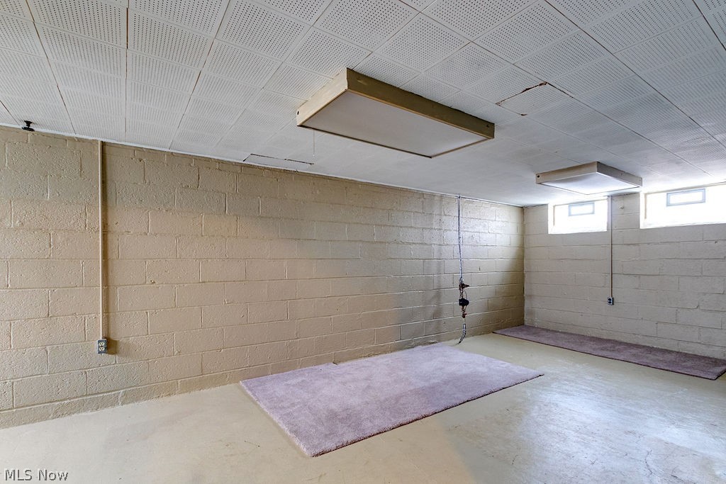 S H Kleinman Realty Cos Mayfi - Residential