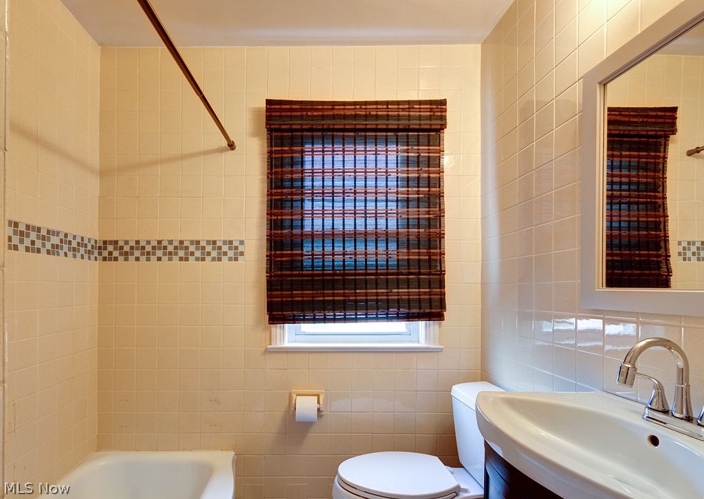 S H Kleinman Realty Cos Mayfi - Residential