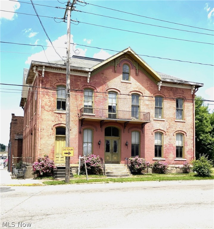 12 E Main Street