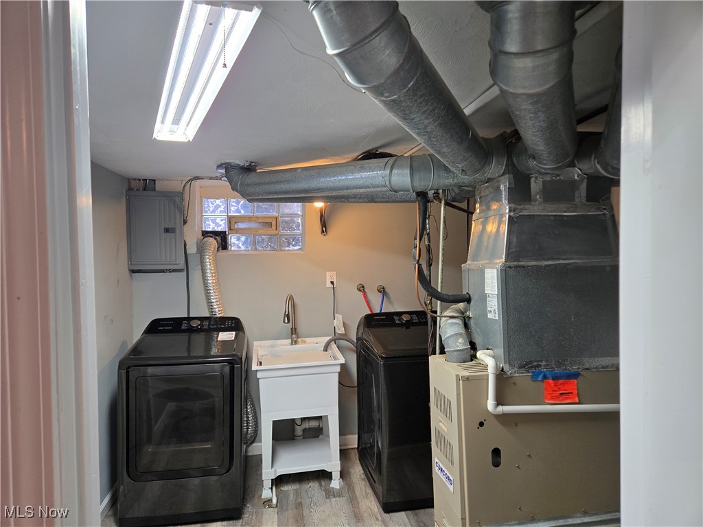 Hein Realty Companys - Residential Lease