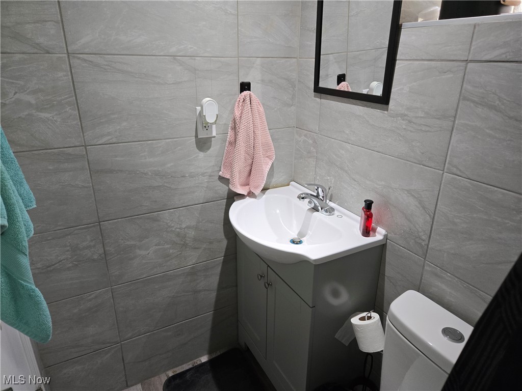 Hein Realty Companys - Residential Lease