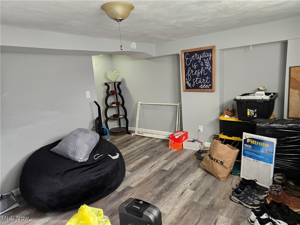 Hein Realty Companys - Residential Lease