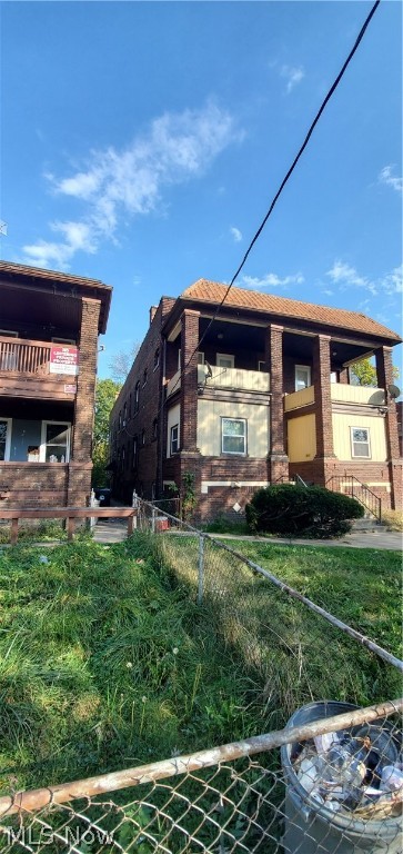 D P Putnam & G F Mills - Commercial Sale
