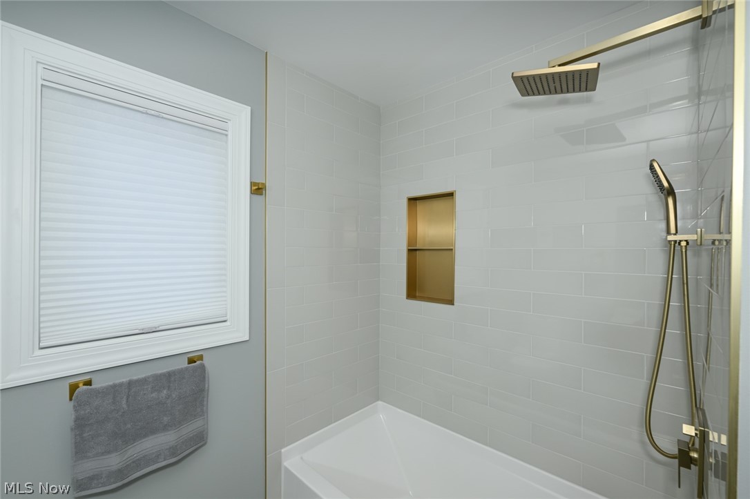 Siegler & Sons Beachwood Cou - Residential